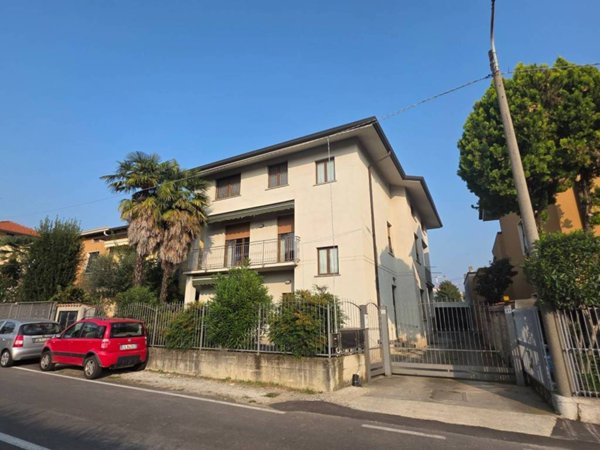 appartamento in vendita a Giussano