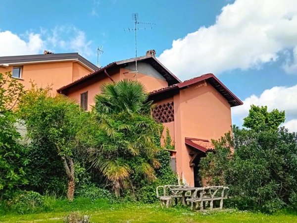 casa indipendente in vendita a Giussano