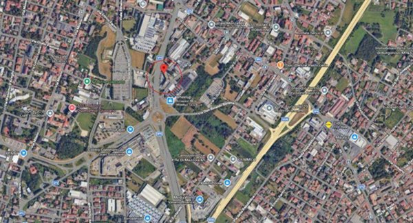 locale commerciale in vendita a Giussano