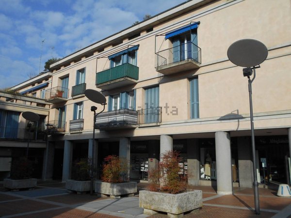ufficio in vendita a Giussano