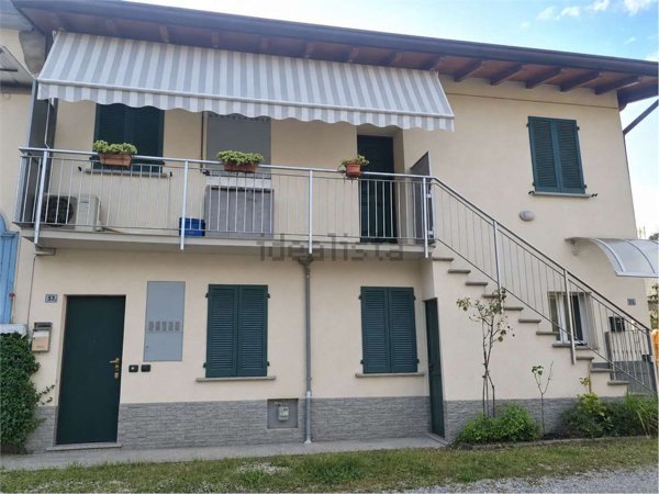 appartamento in vendita a Giussano in zona Paina
