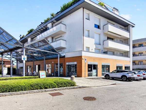 appartamento in vendita a Giussano in zona Paina