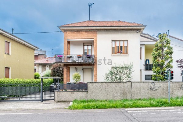 casa indipendente in vendita a Giussano