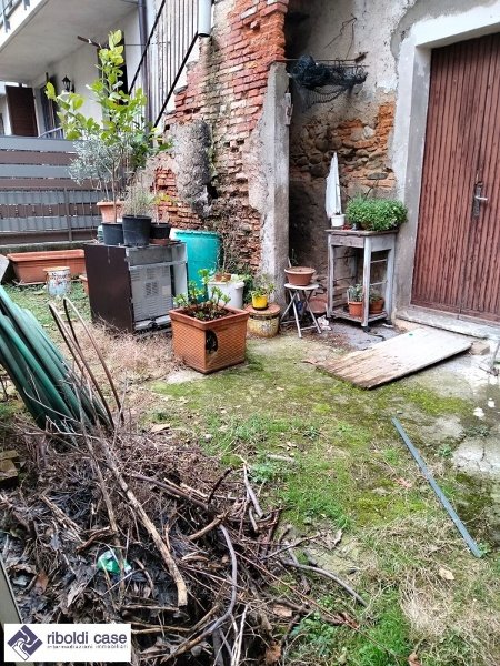 casa indipendente in vendita a Giussano in zona Paina