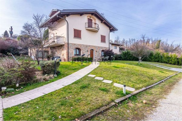 appartamento in vendita a Giussano