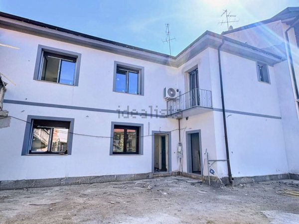 appartamento in vendita a Giussano in zona Paina