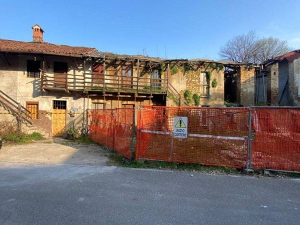 casa indipendente in vendita a Giussano in zona Paina