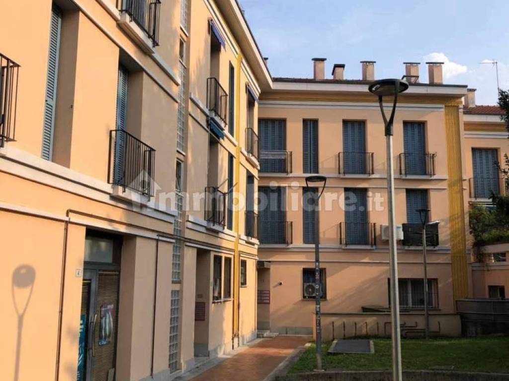 appartamento in vendita a Giussano in zona Paina