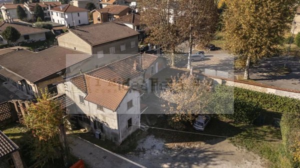 casa indipendente in vendita a Giussano in zona Birone