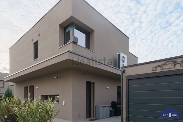casa indipendente in vendita a Giussano