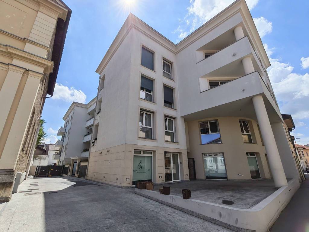 appartamento in vendita a Giussano in zona Paina