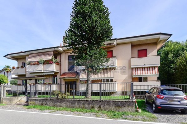 appartamento in vendita a Giussano in zona Paina