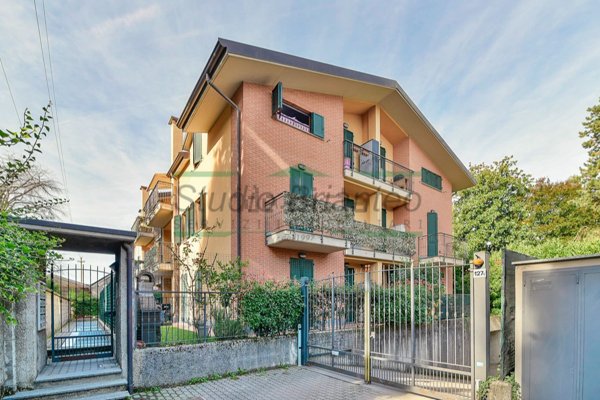 appartamento in vendita a Giussano in zona Paina