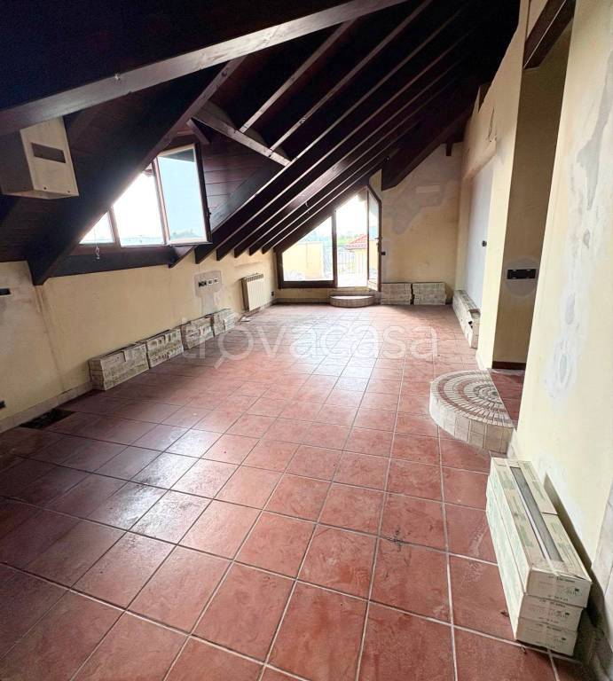 appartamento in vendita a Giussano