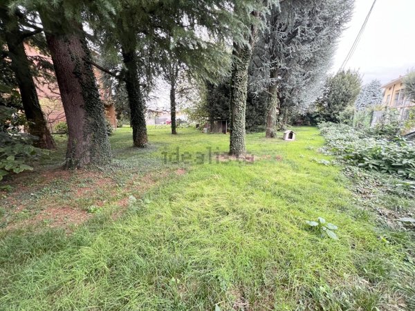 terreno in vendita a Giussano