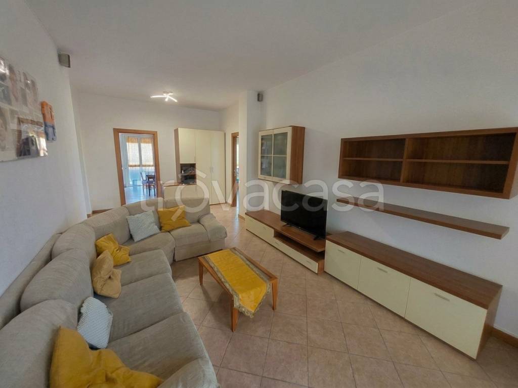 appartamento in vendita a Giussano in zona Paina
