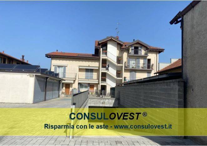 appartamento in vendita a Lazzate