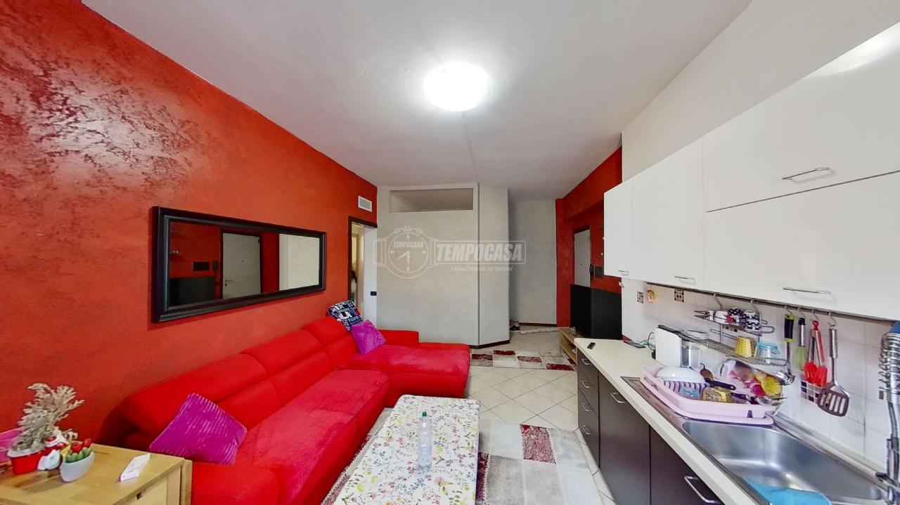 appartamento in vendita a Lazzate
