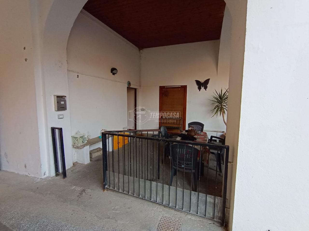 appartamento in vendita a Lazzate