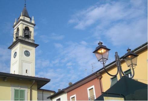 appartamento in vendita a Lazzate