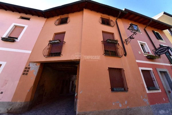 appartamento in vendita a Lazzate