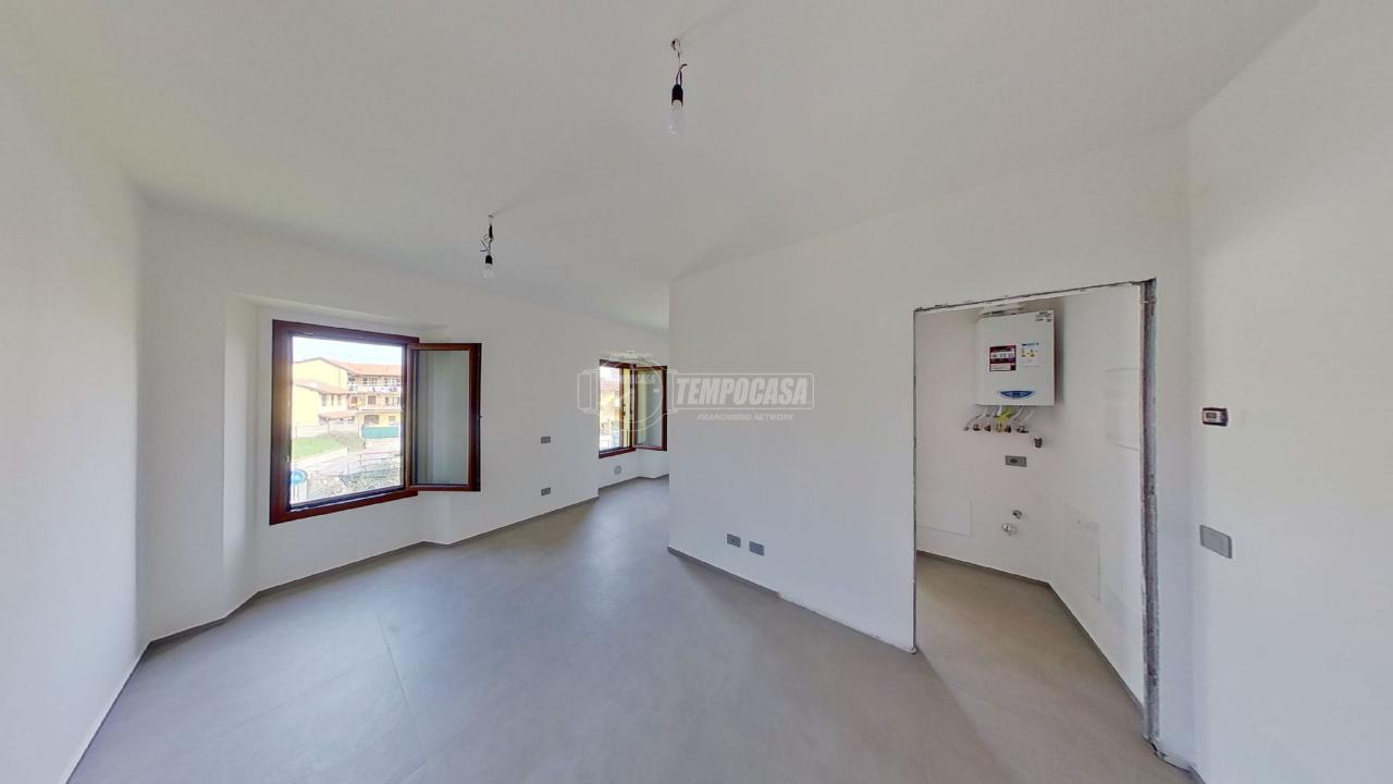 appartamento in vendita a Lazzate