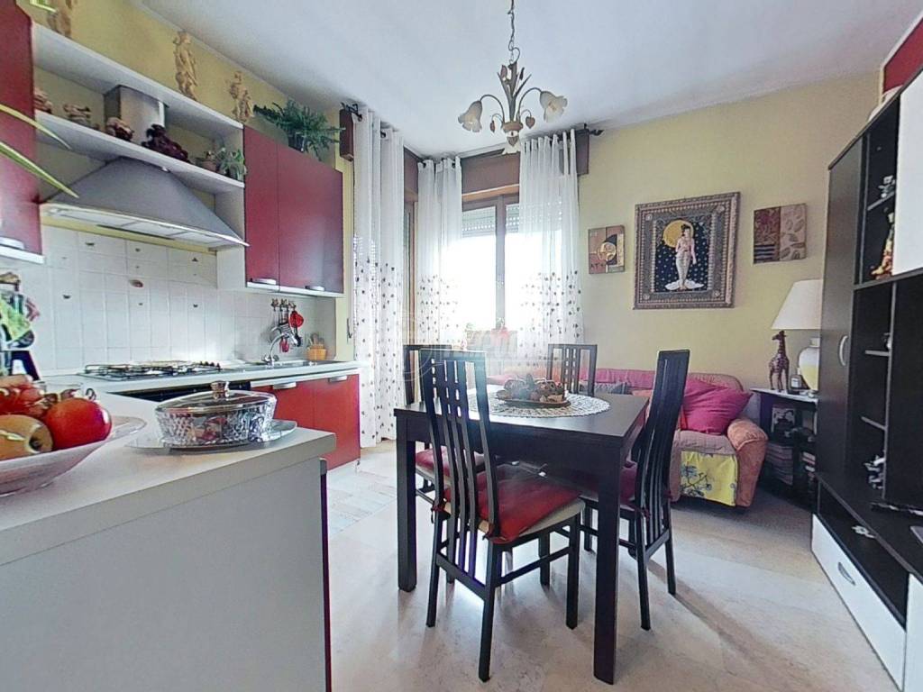 appartamento in vendita a Lazzate