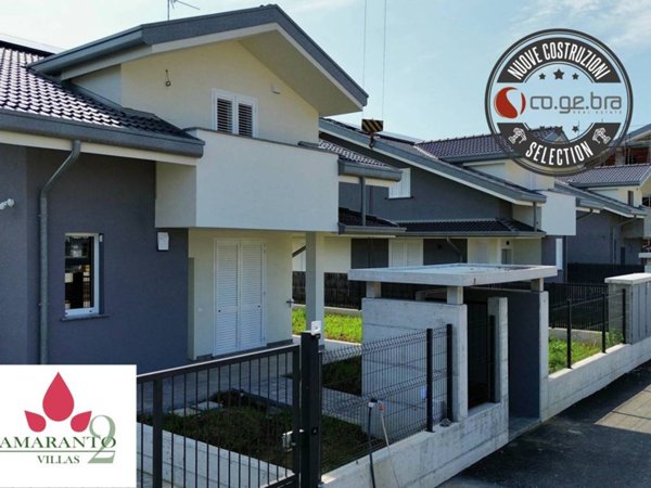 casa indipendente in vendita a Lazzate