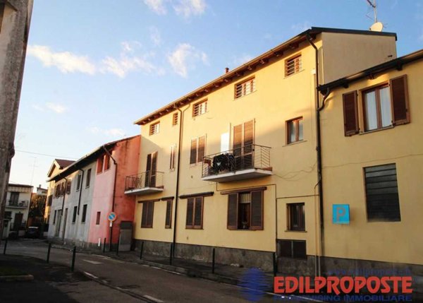 appartamento in vendita a Lazzate