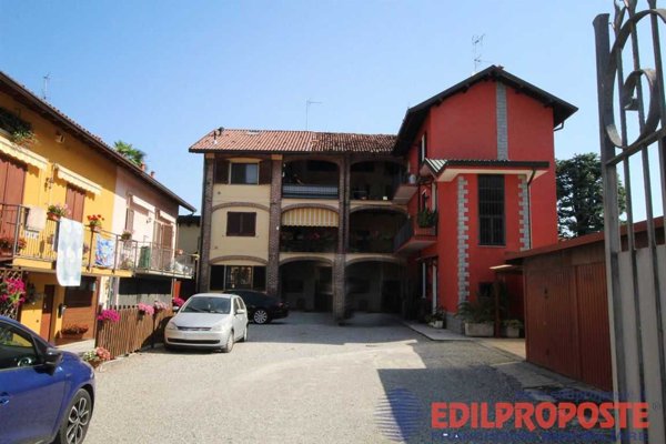 appartamento in vendita a Lazzate