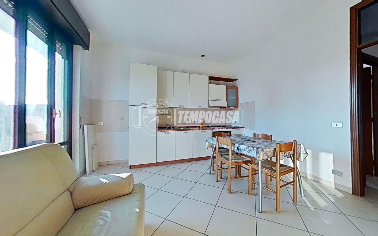 appartamento in vendita a Lazzate