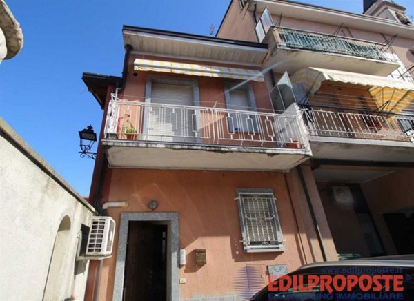 appartamento in vendita a Lazzate