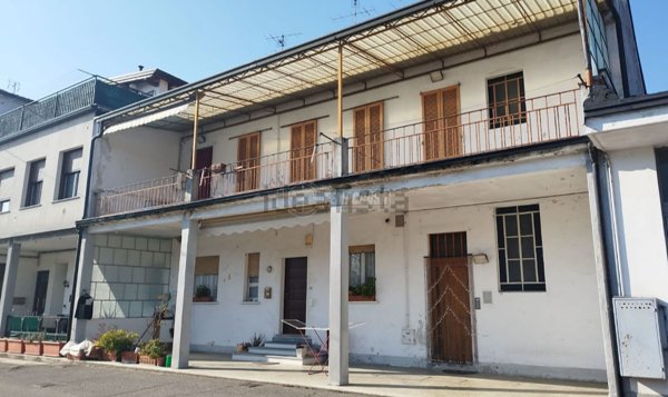 appartamento in vendita a Lazzate