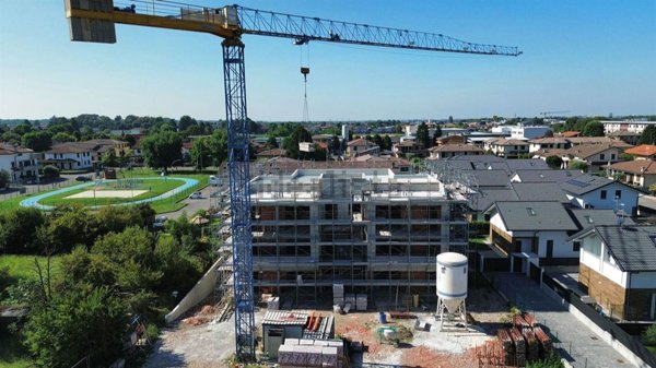 appartamento in vendita a Lazzate