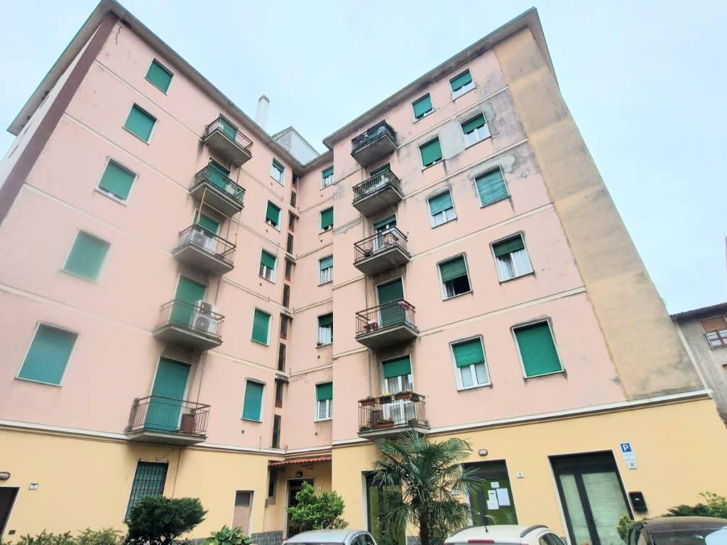 appartamento in vendita a Lazzate