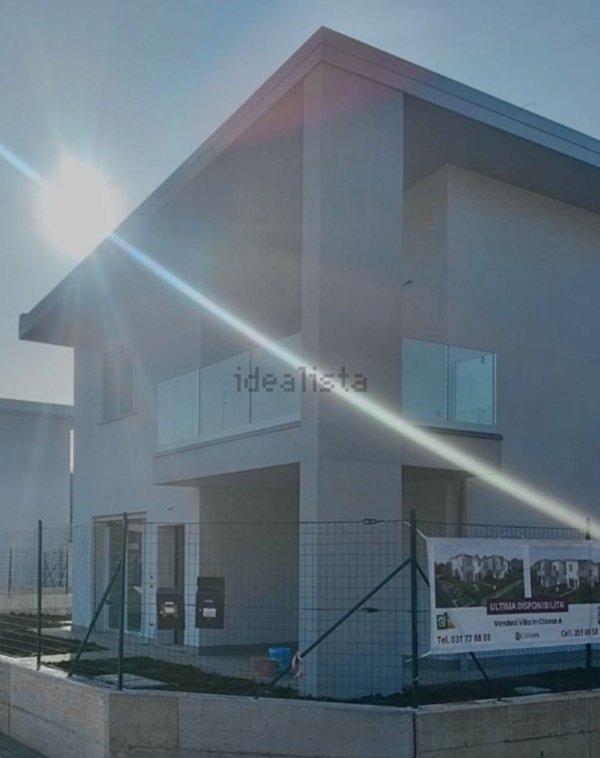 casa indipendente in vendita a Lazzate