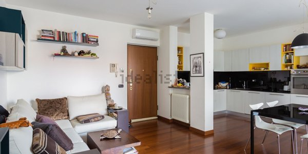 appartamento in vendita a Lazzate
