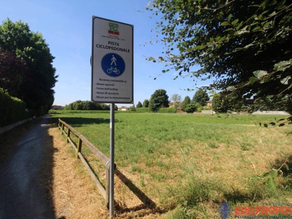 terreno agricolo in vendita a Lazzate