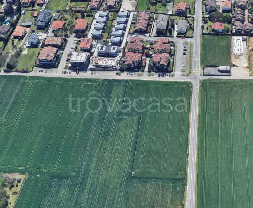 terreno agricolo in vendita a Lazzate