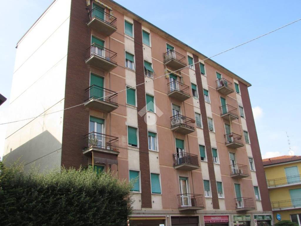 appartamento in vendita a Lazzate