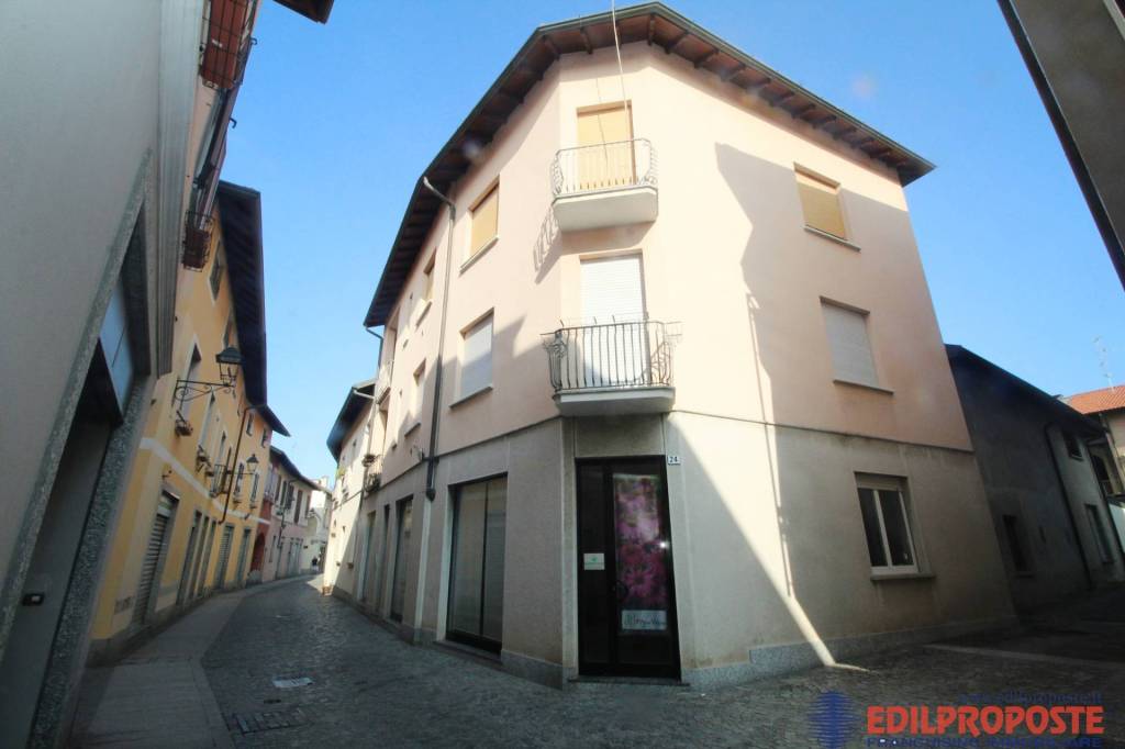 appartamento in vendita a Lazzate