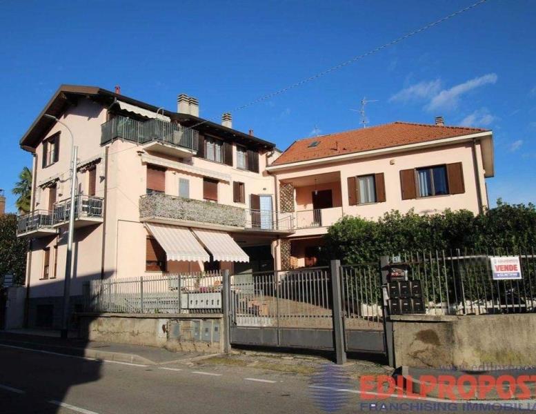 appartamento in vendita a Lazzate