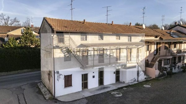 appartamento in vendita a Lazzate