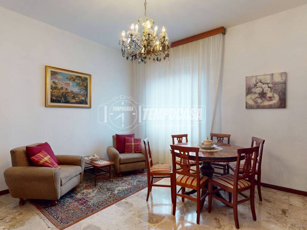 appartamento in vendita a Lazzate