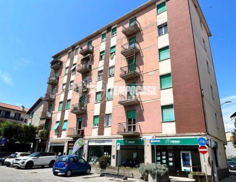 appartamento in vendita a Lazzate