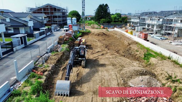 casa indipendente in vendita a Lazzate