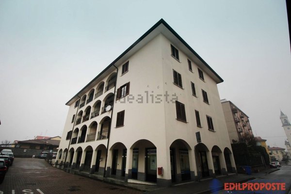 appartamento in vendita a Lazzate