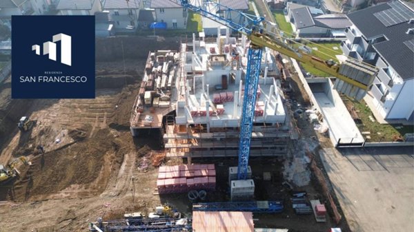 appartamento in vendita a Lazzate