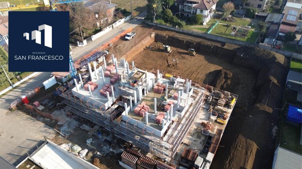 appartamento in vendita a Lazzate