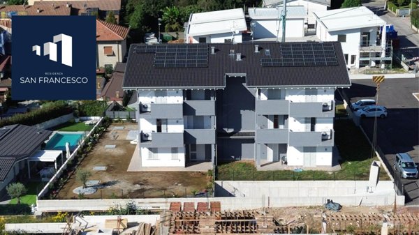 appartamento in vendita a Lazzate